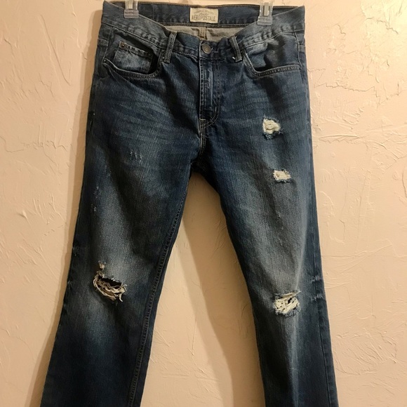 Men’s Aeropostale Distressed Jeans 32/34 Straight cut Clean Flawless Smoke free - Picture 1 of 6